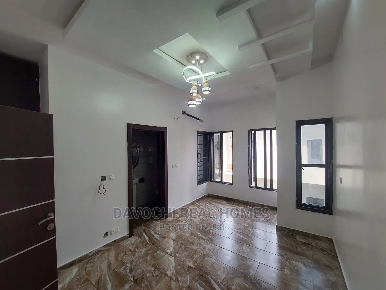 3bdrm Apartment in Chevron Estate, Lekki for rent