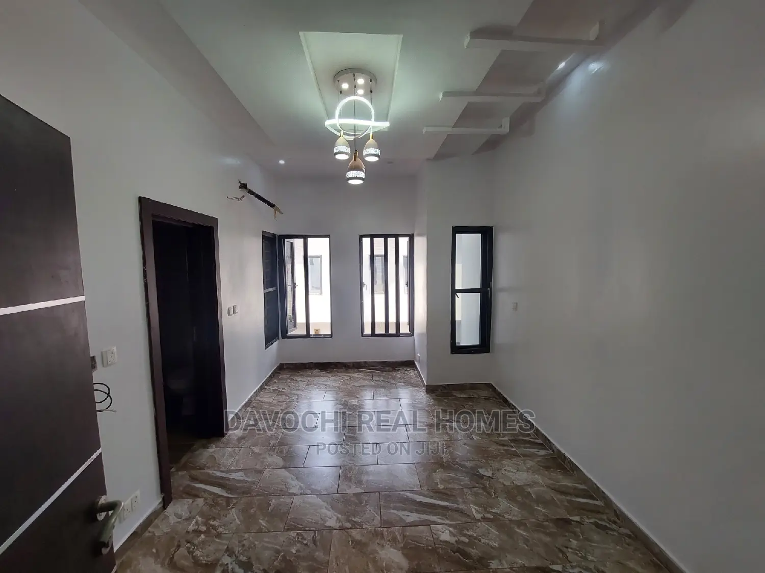 3bdrm Apartment in Chevron Estate, Lekki for rent
