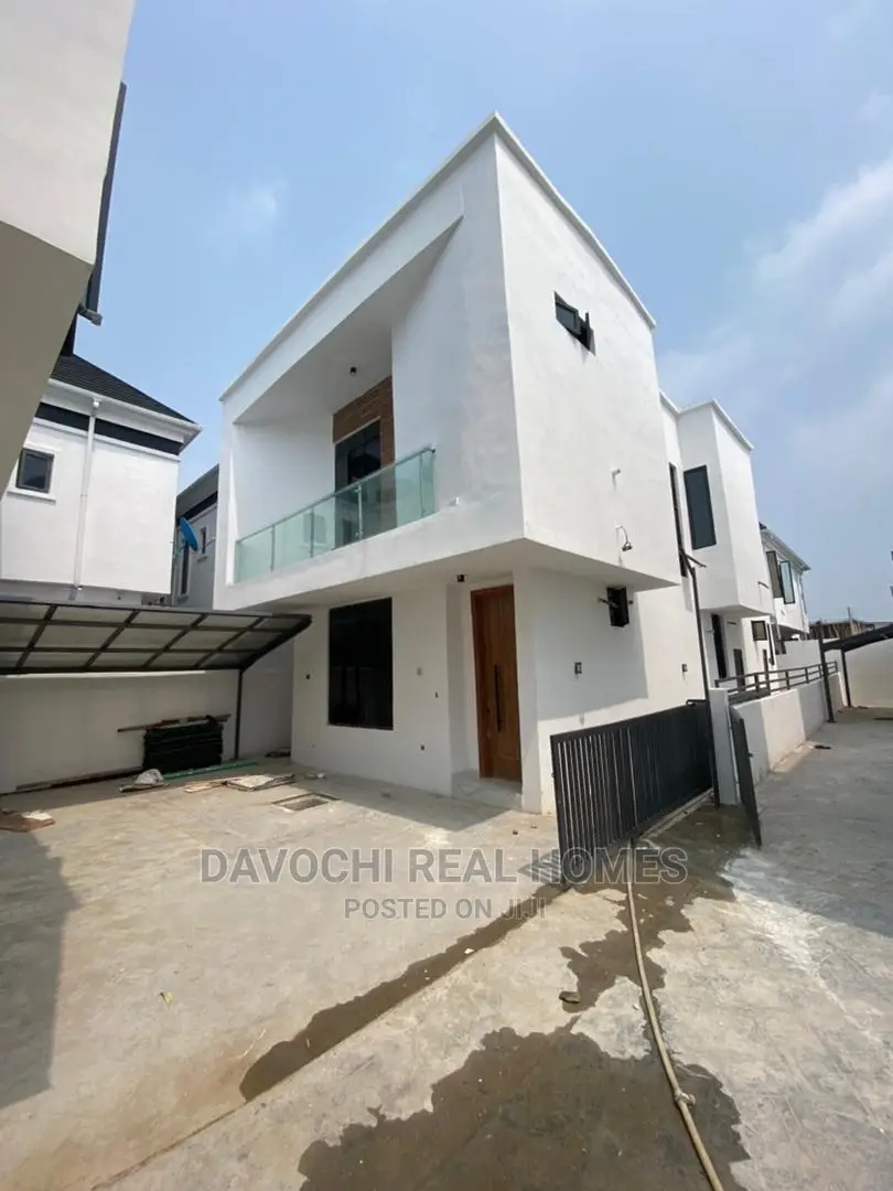 5bdrm Duplex in Chevron Estate, Lekki for Sale