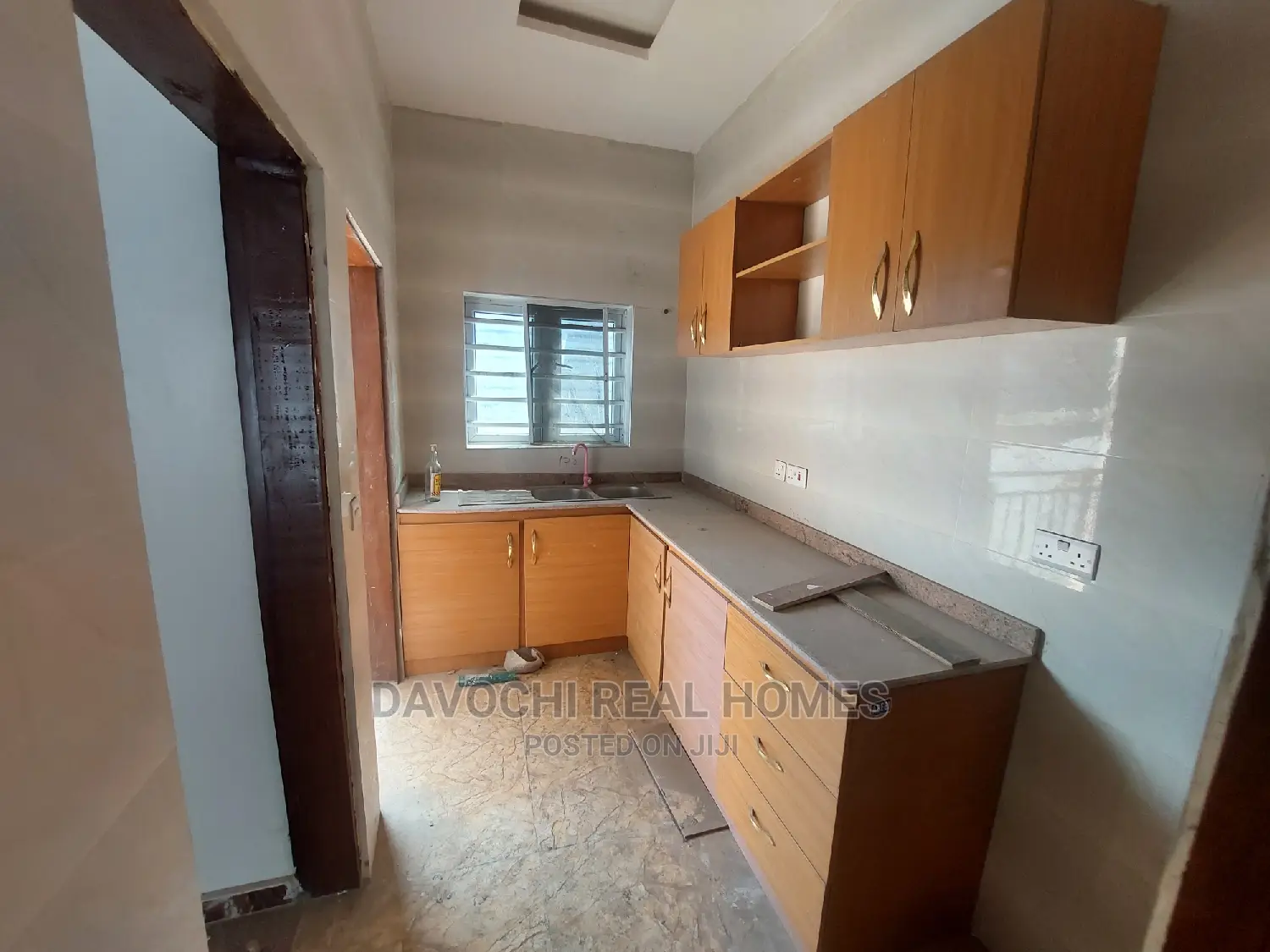 2bdrm Apartment in Chevron Second Toll, Lekki for rent