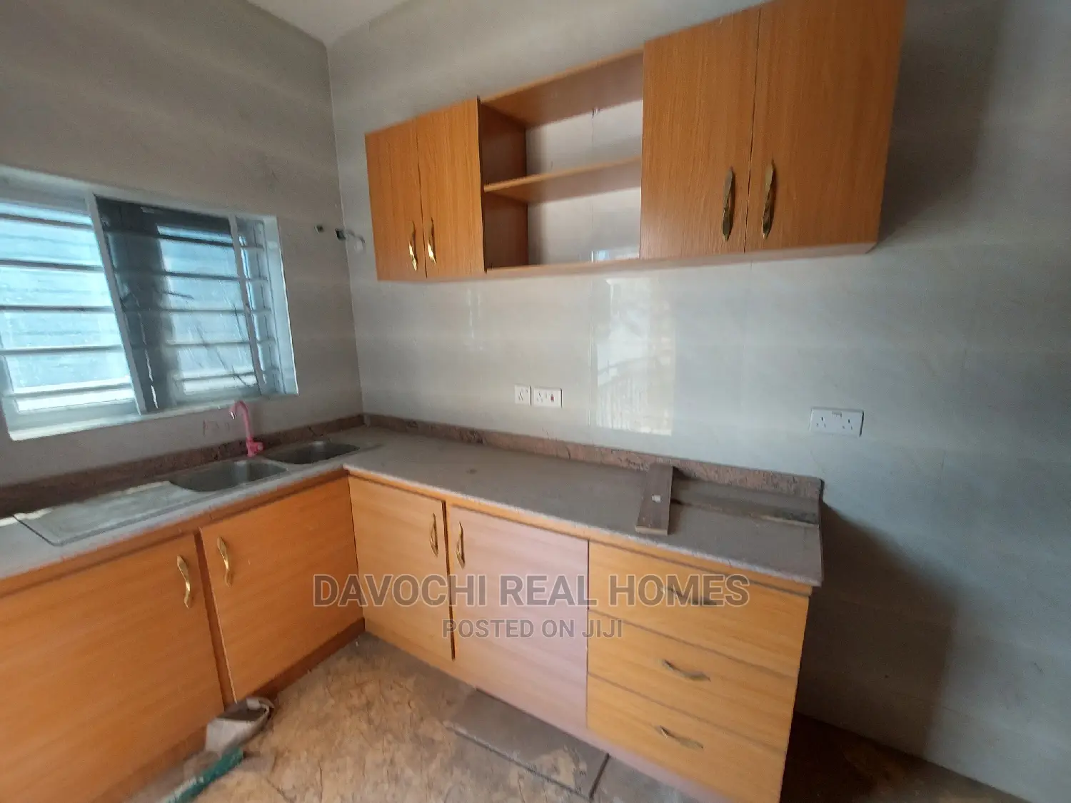 2bdrm Apartment in Chevron Second Toll, Lekki for rent