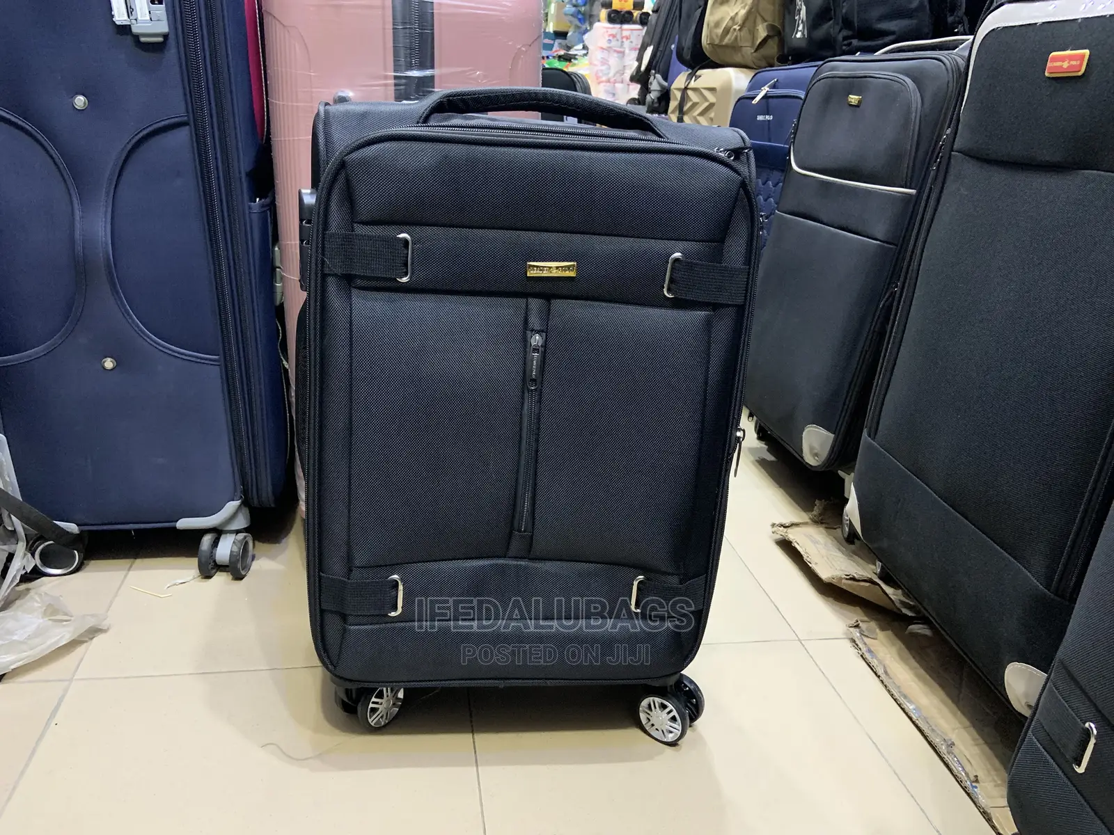 Small Size Black Hand Luggage