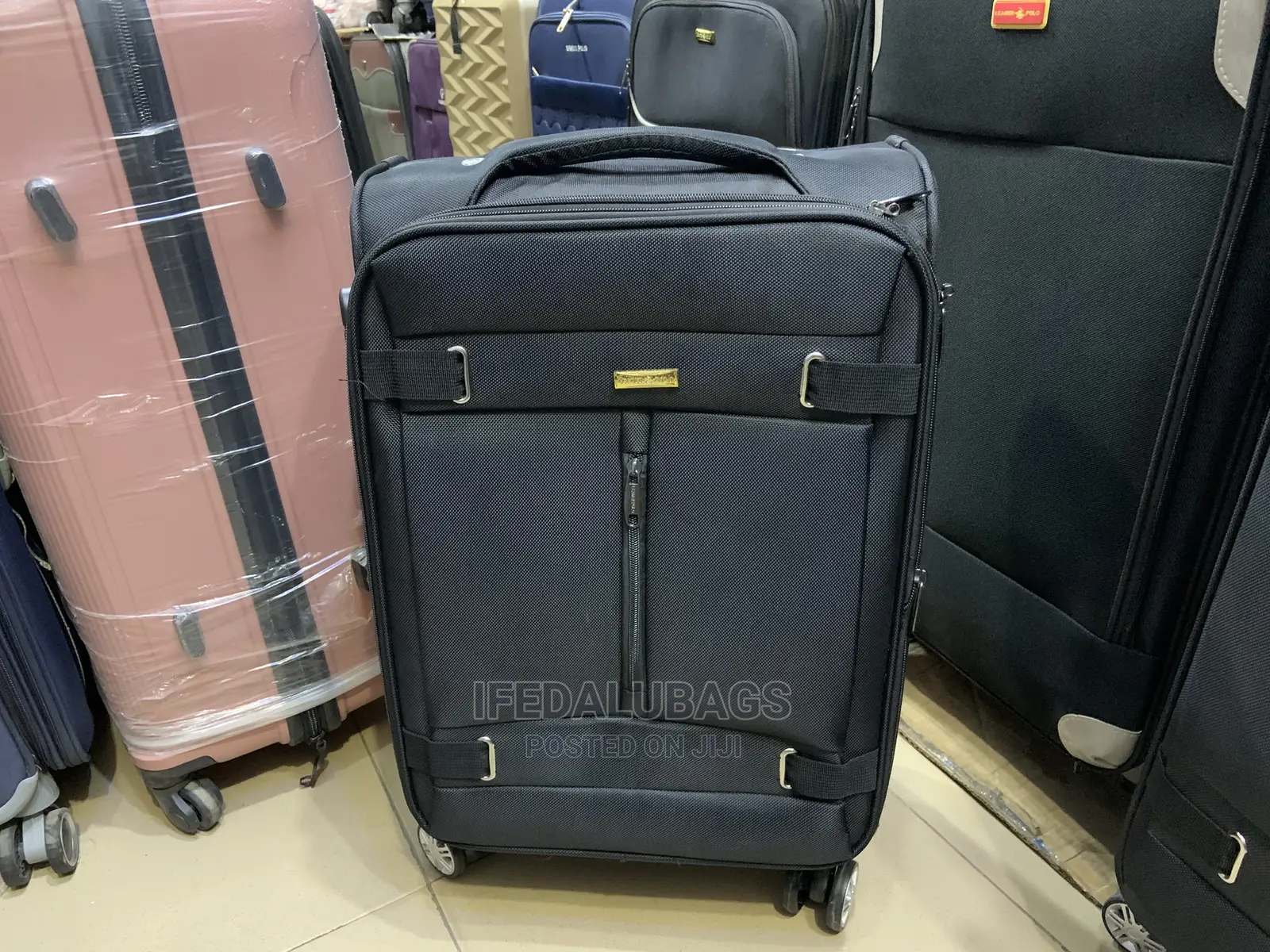 Small Size Black Hand Luggage