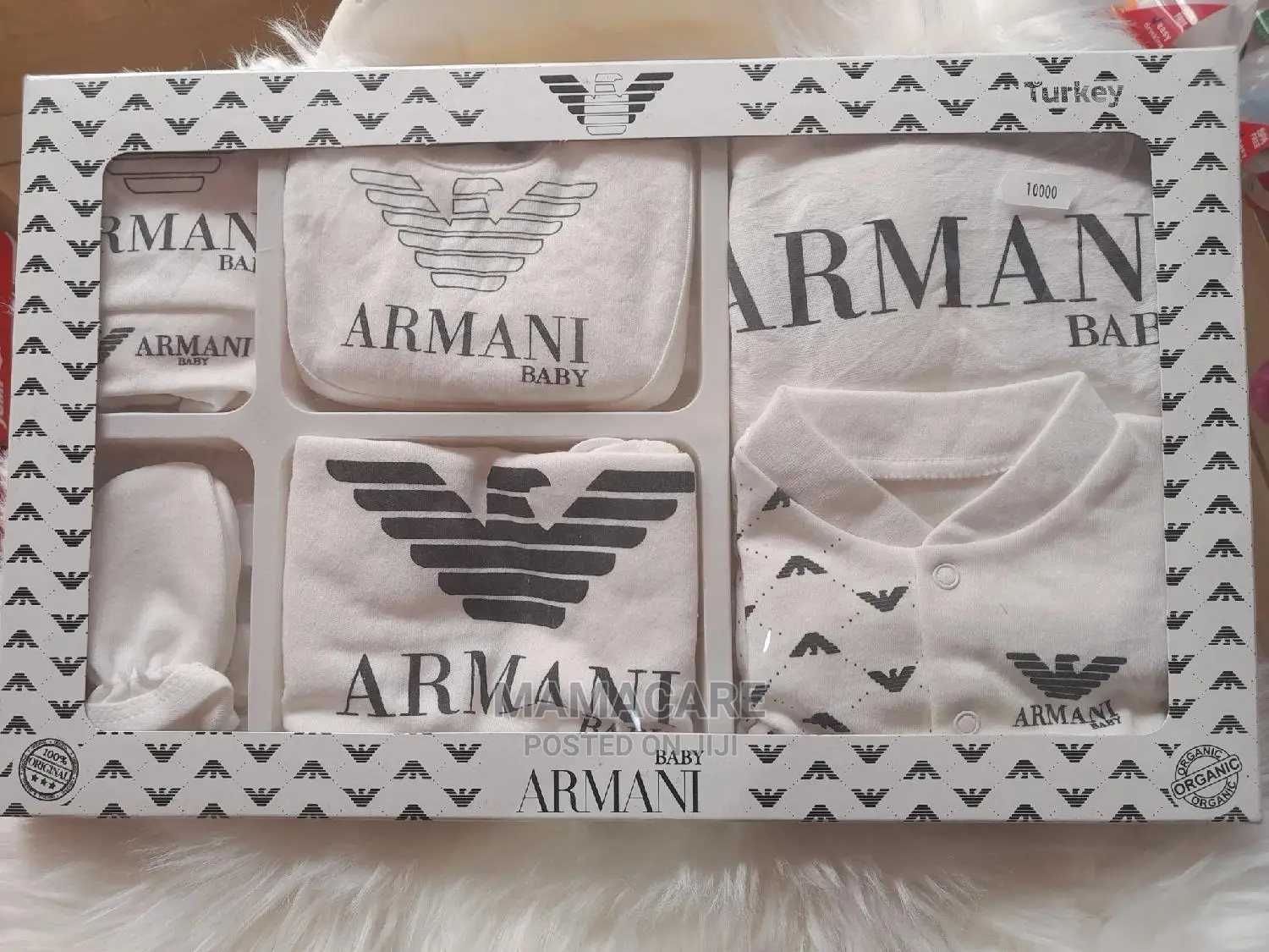 Armani Baby 7-Pieces Gift Set