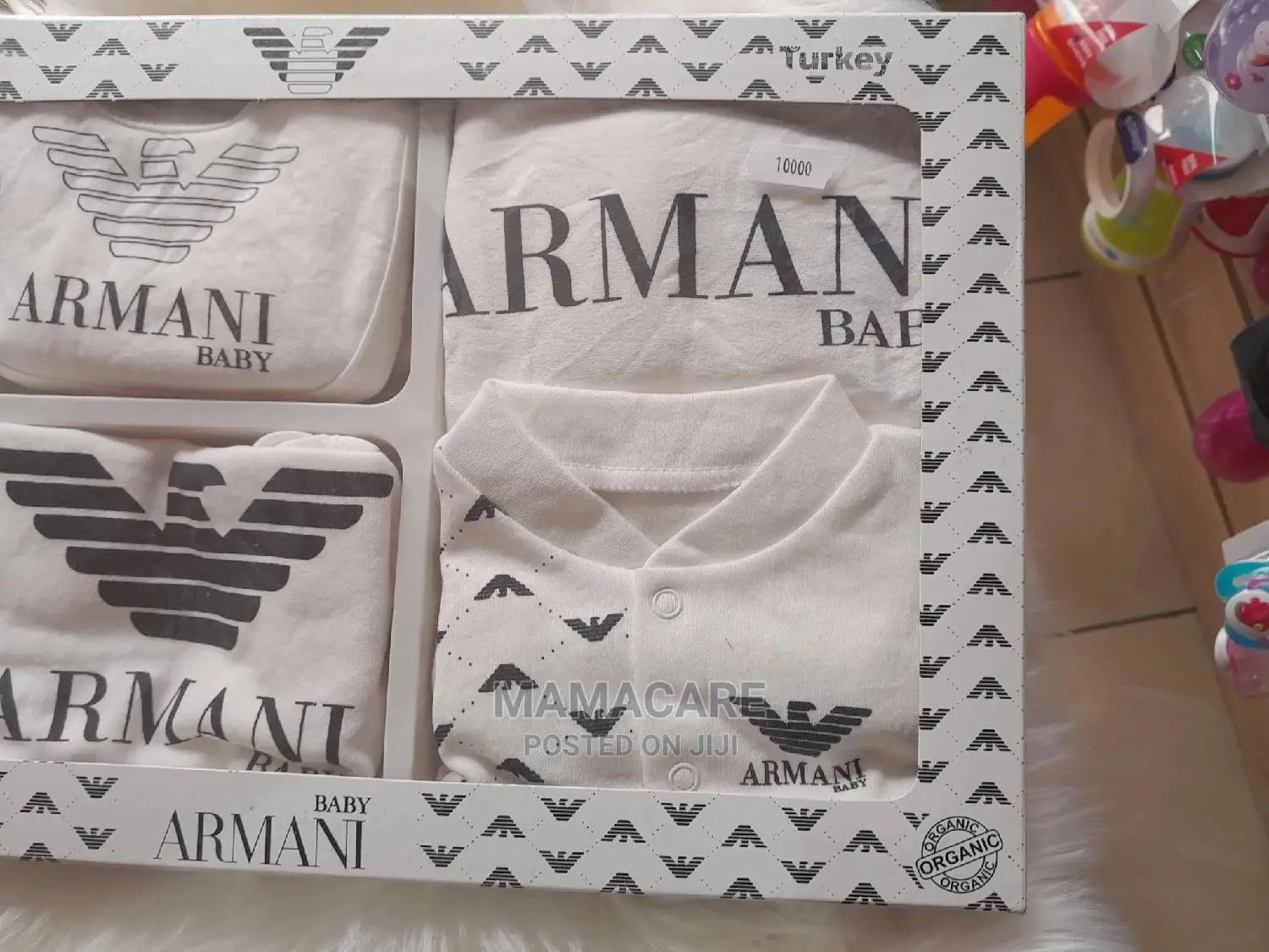 Armani Baby 7-Pieces Gift Set