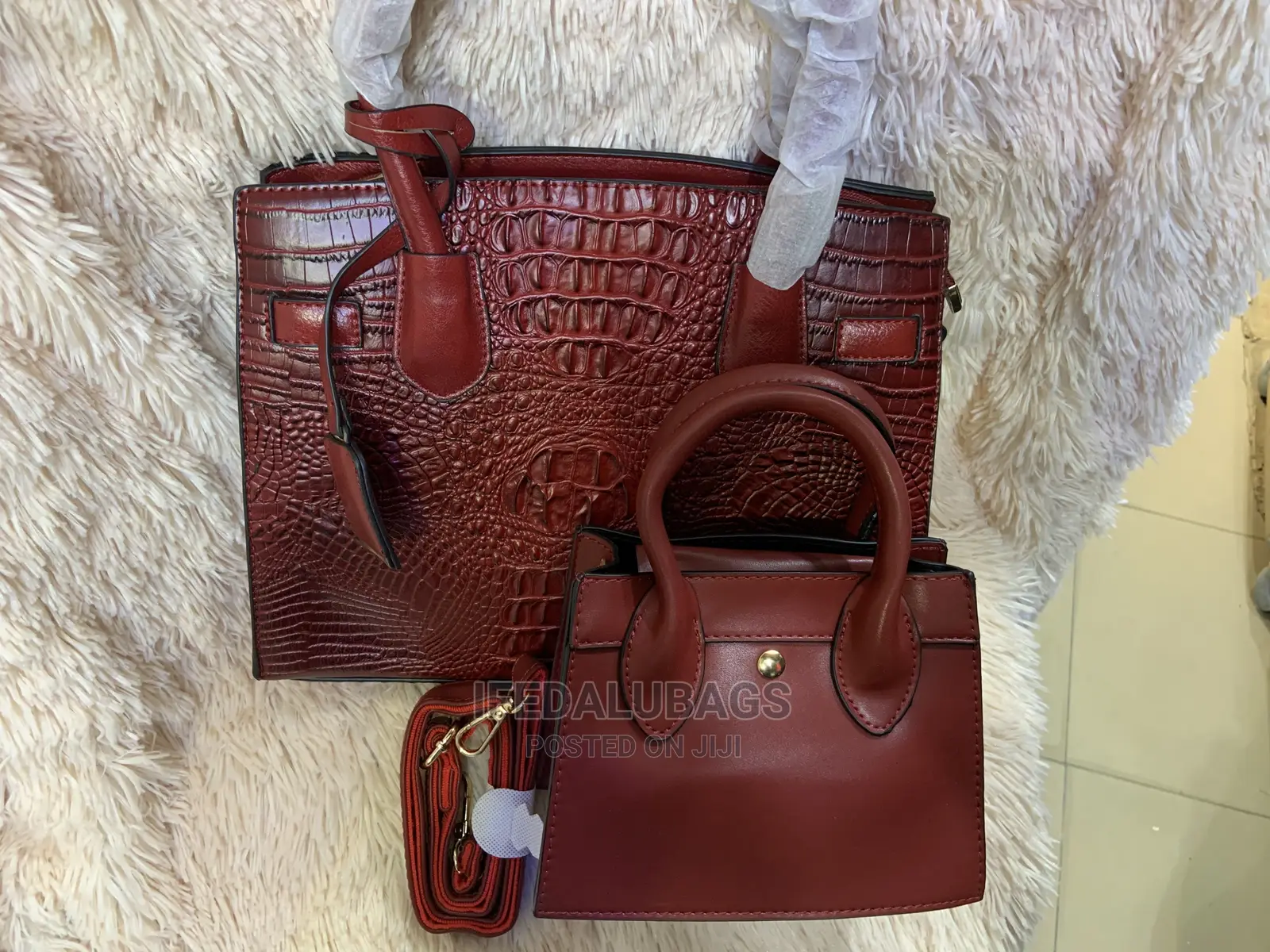Quality 2n1 Red Croc Skin Medium Size Hand Bag