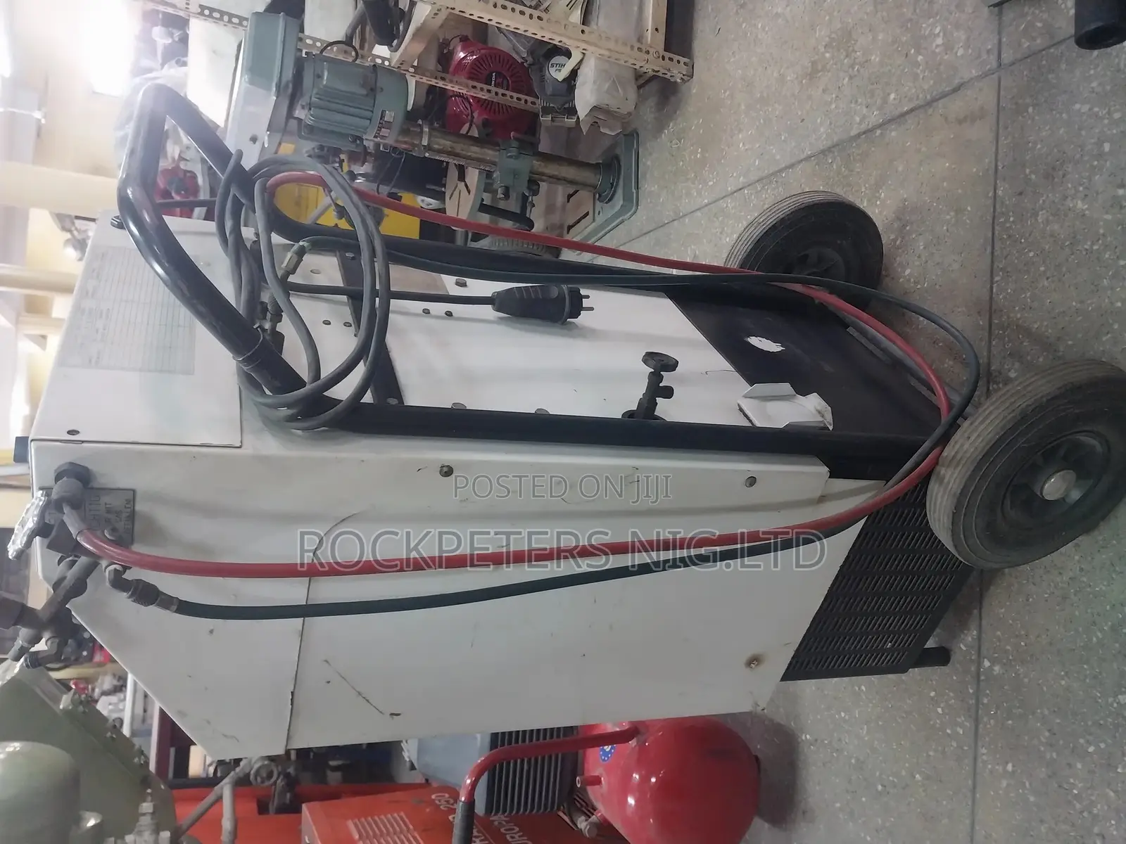 RHS 650 R12 A'gramkow Refrigerant Recovery Charging Station