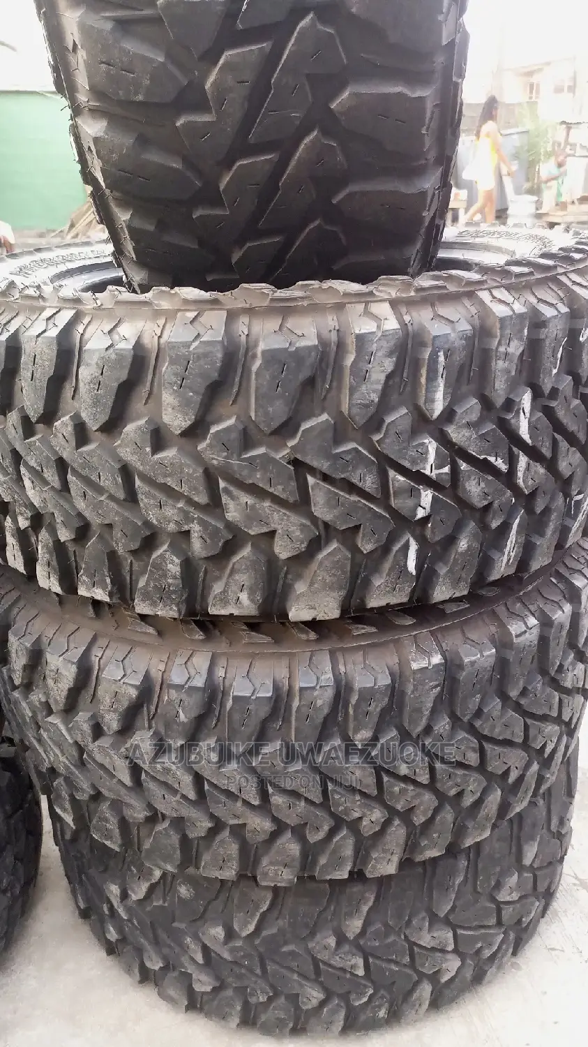 305/55/20 Off-Road Tyres