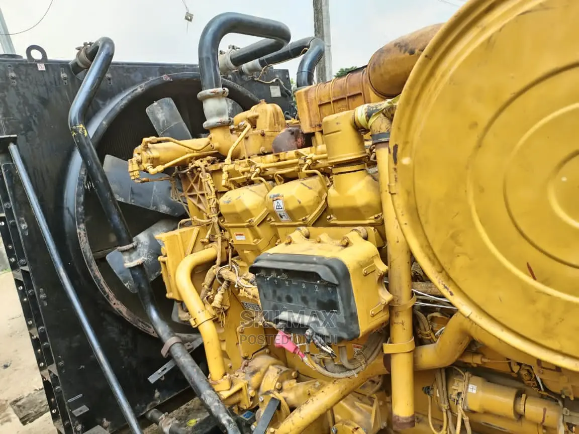 Clean 800kva Caterpillar Generator