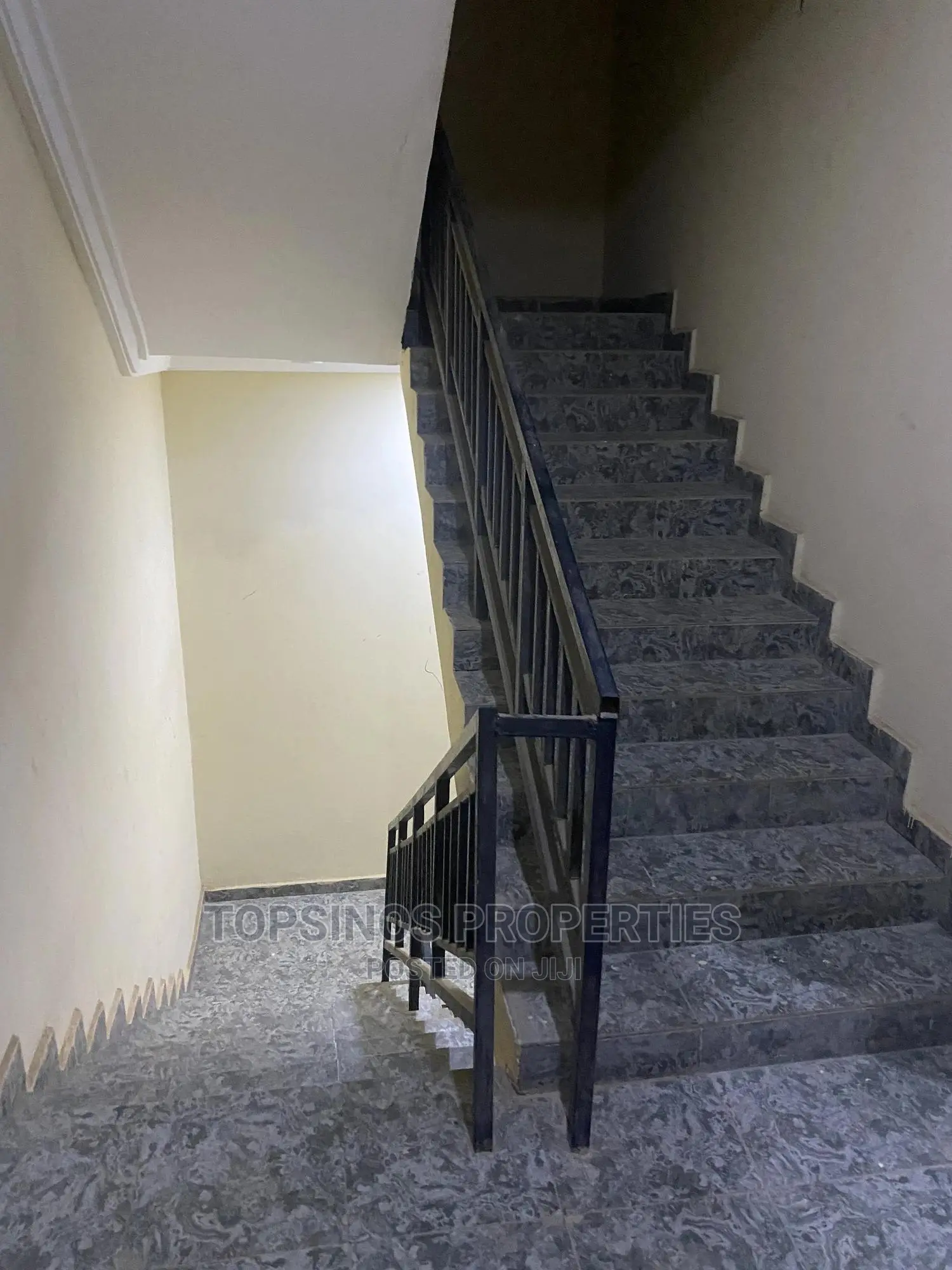 1bdrm Block of Flats in Dawaki for rent