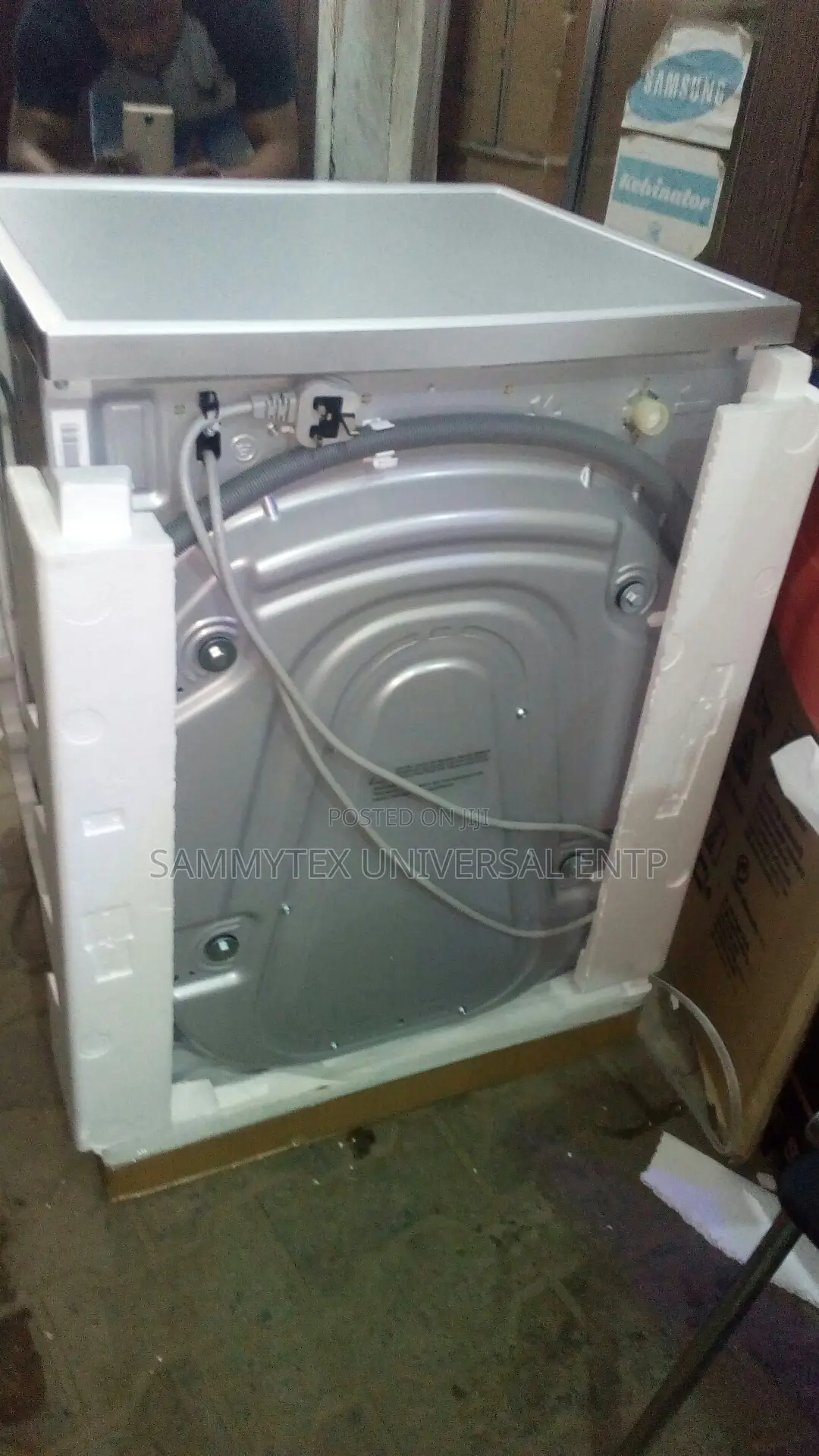 LG 8kg Washing Machine With 2years Warranty and Safe Delivry