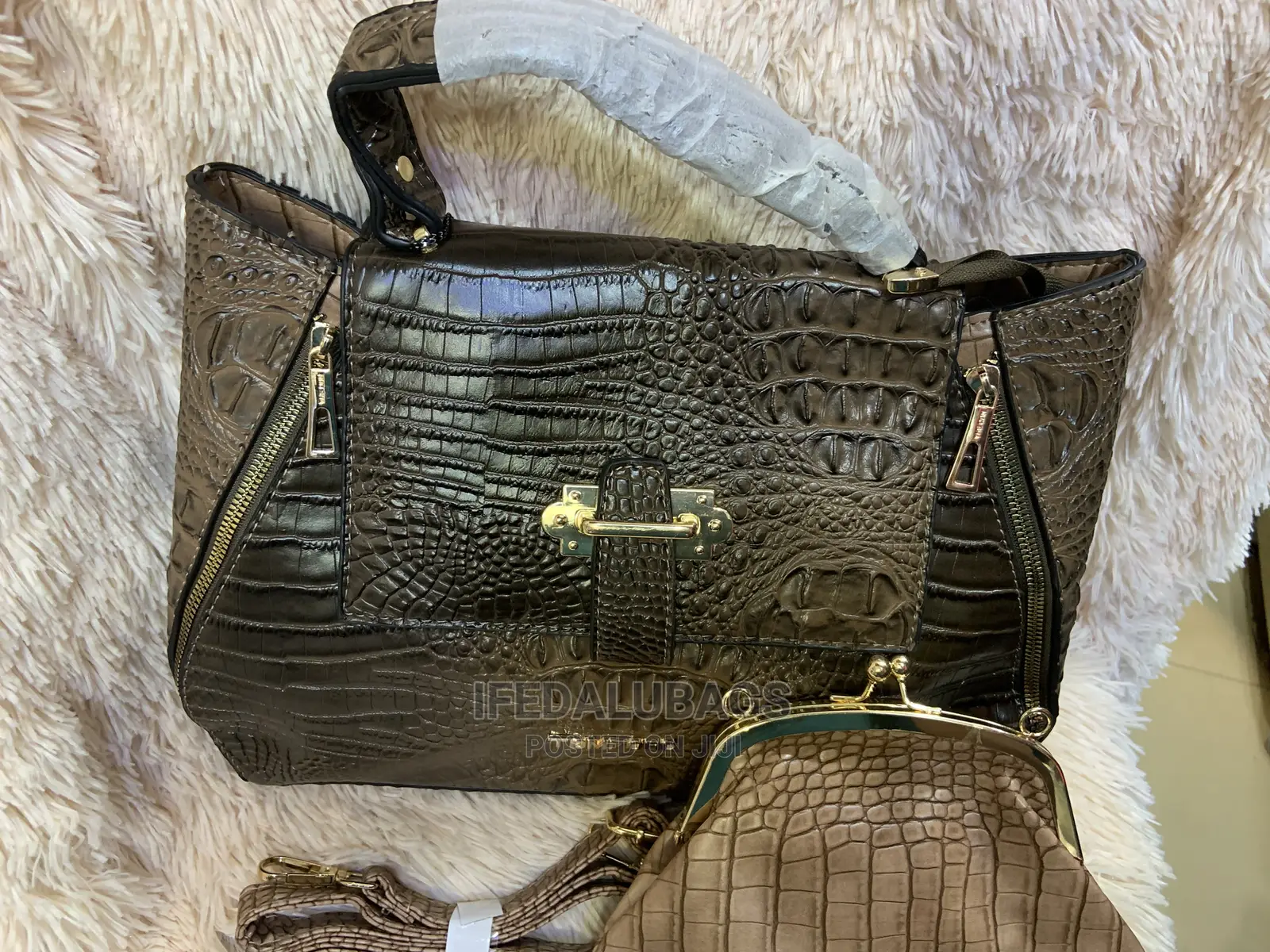 Quality Croc Skin 2n1 Hand Bag