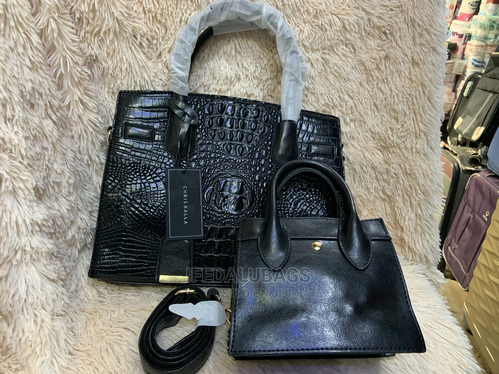 Quality Medium Size 2n1 Hand Bag
