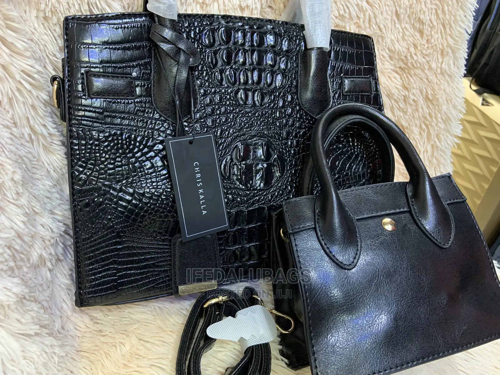 Quality Medium Size 2n1 Hand Bag