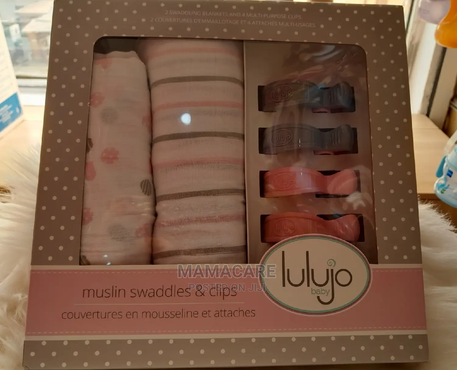 Lulujo Baby Muslin Swaddles Clips