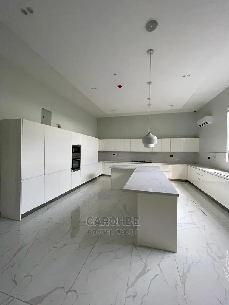 6bdrm Duplex in Ikoyi, Banana Island for Sale