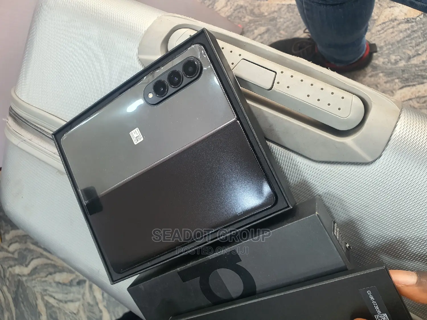 New Samsung Galaxy Z Fold4 256 GB Gray