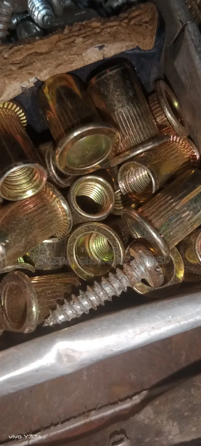 Rivet Nut M8