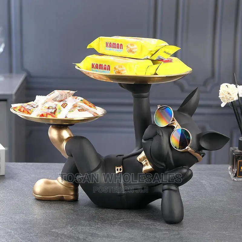 Bulldog Decorative Statue With Tray