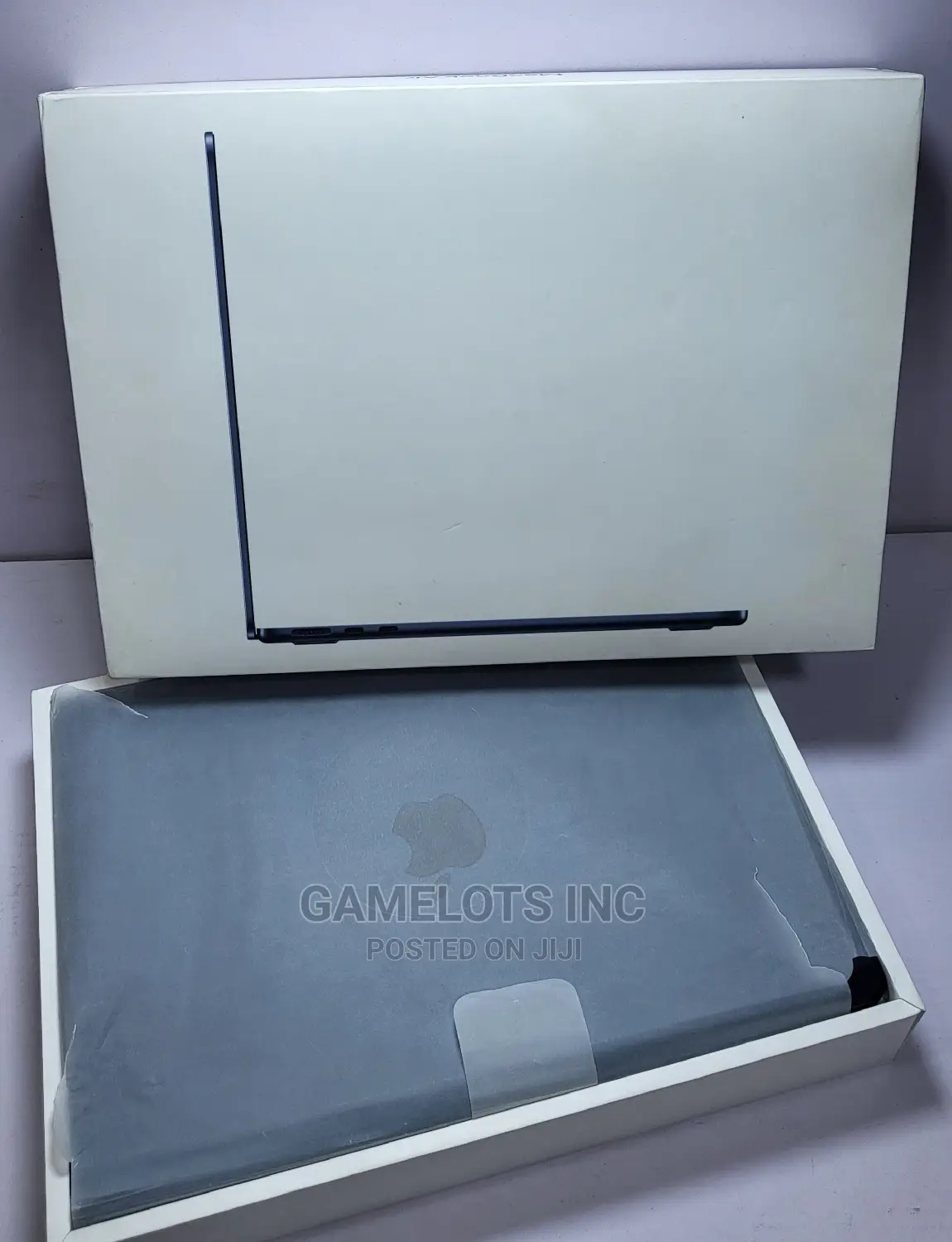 New Laptop Apple MacBook Air 2022 M2 8GB Apple M2 SSD 512GB