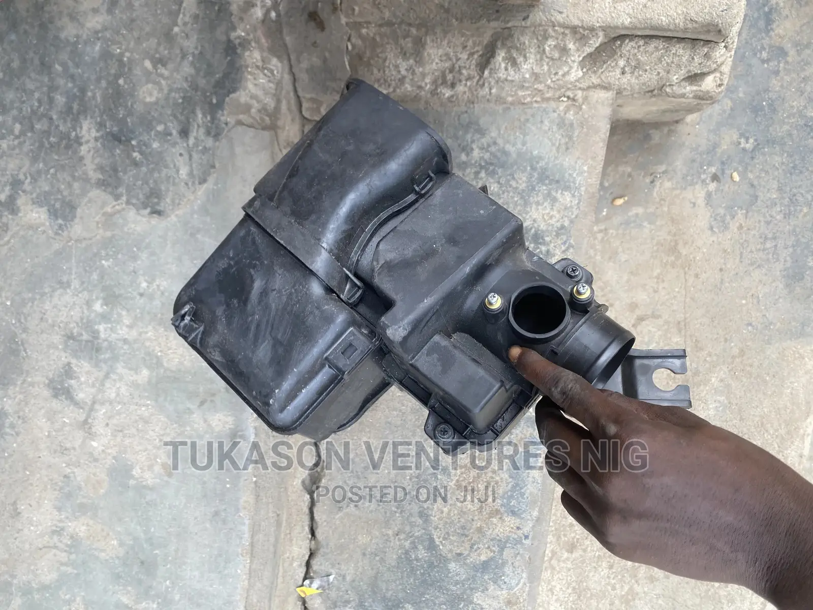 Down Air Flow Meter Box 2018/2021 Honda CR-V