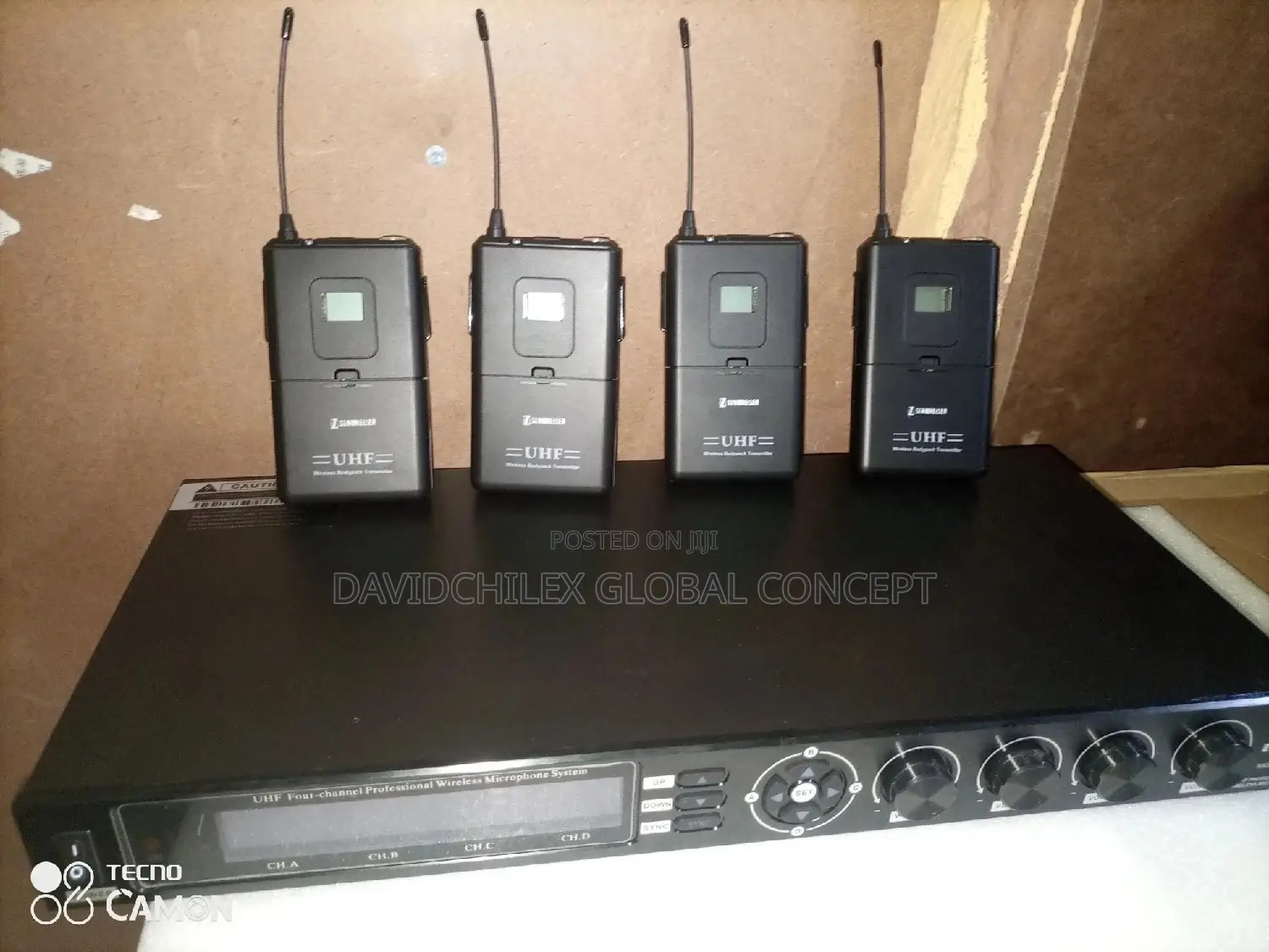 Shure SKM 9000 Lapel Wireless Microphone