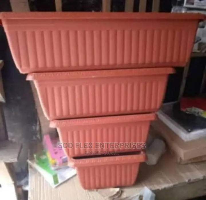 Flower Pot Available In Sizes And Designs
