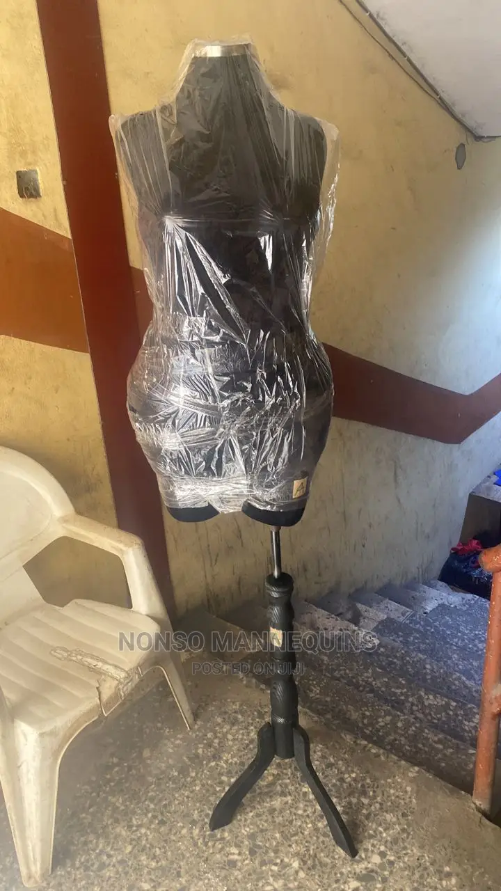Plus Size Size 12 Female Dressform