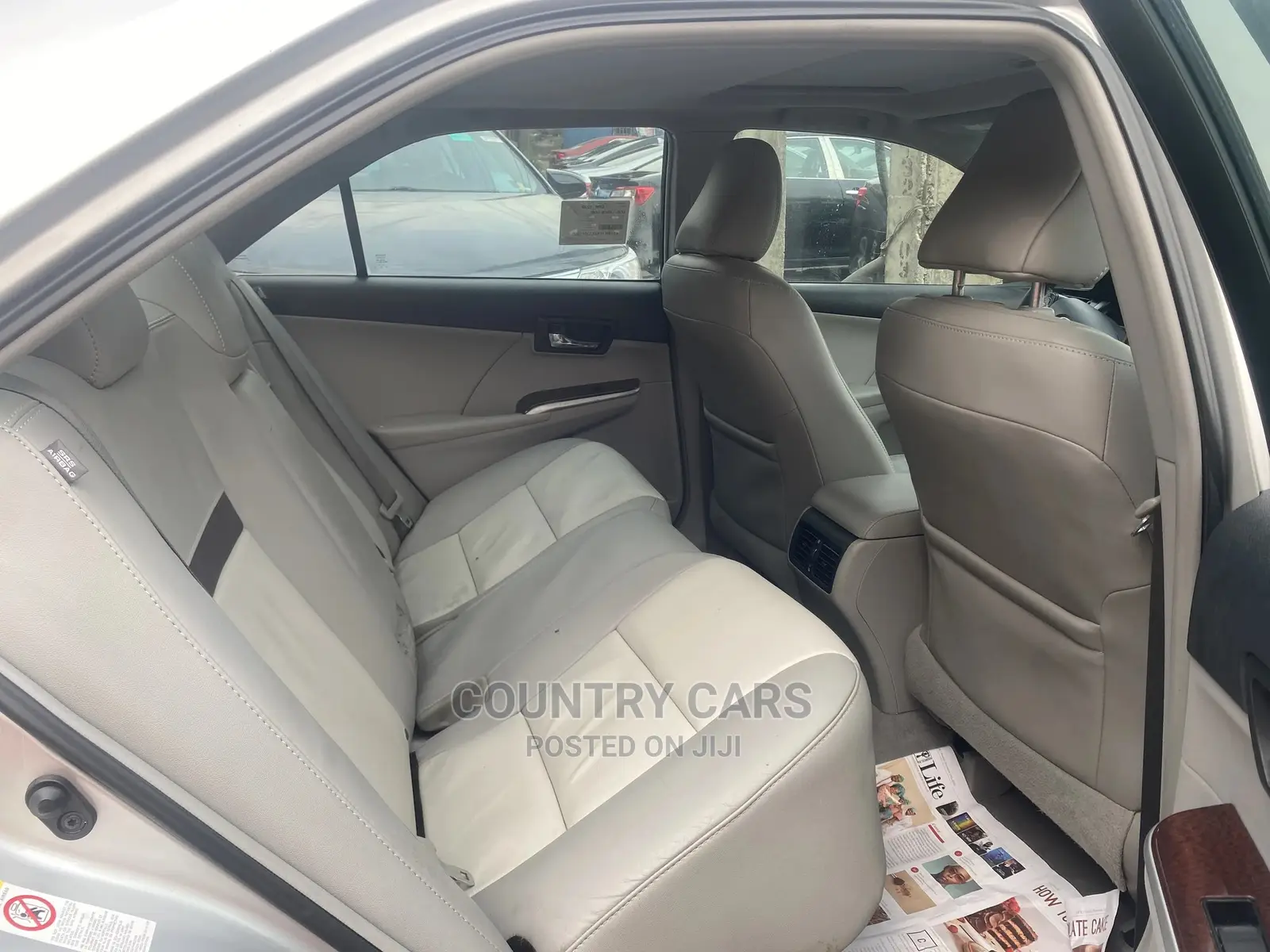 Toyota Camry XLE V6 4dr Sedan (3.5L 6cyl 6A) 2012 Silver