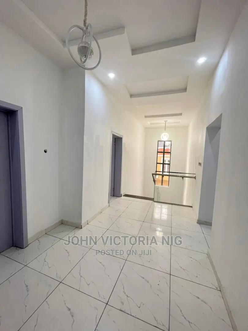 Furnished 5bdrm Duplex in Ikota Lekki for sale