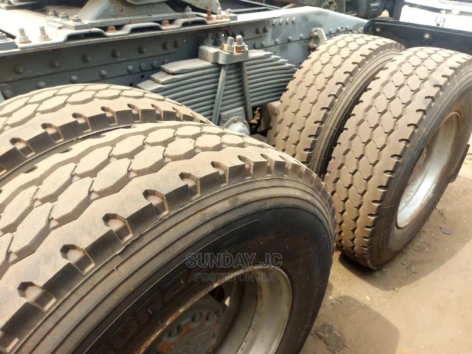 New Arrival 375 HOWO Ten Tyres Head Truck Brand New Tyres