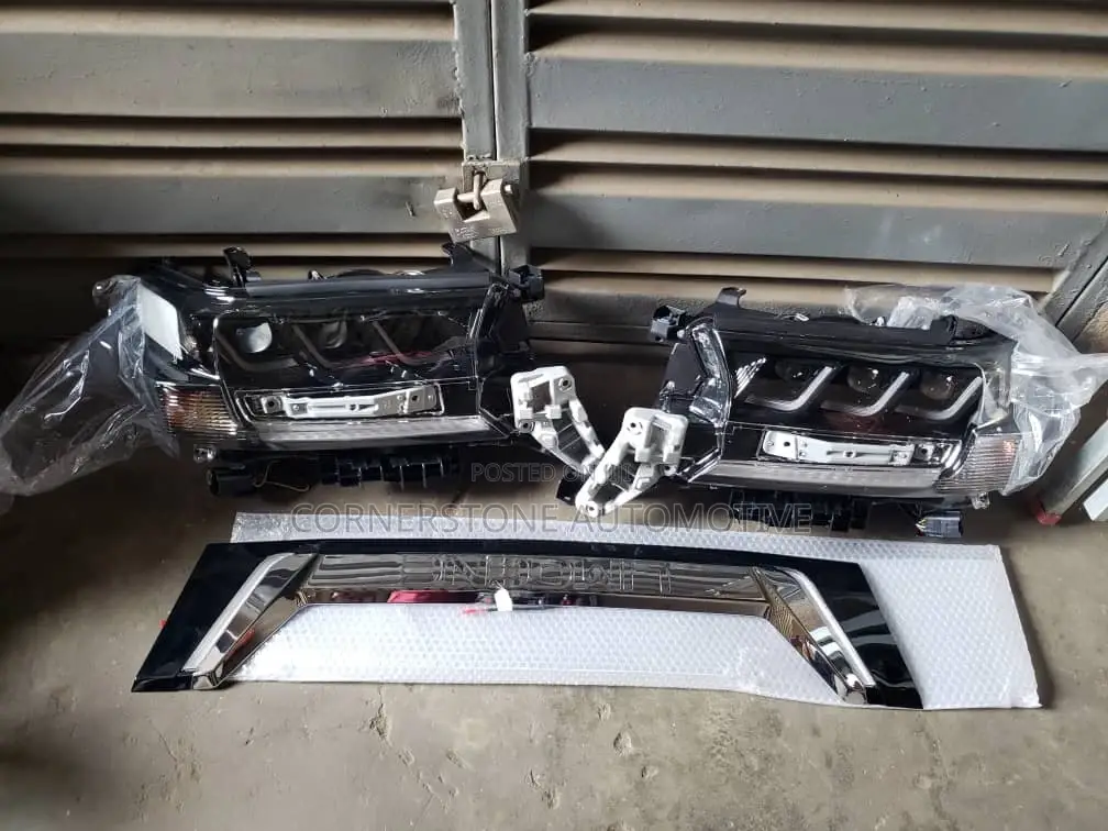 Head Lamp Land Cruiser 2021 Three Torch