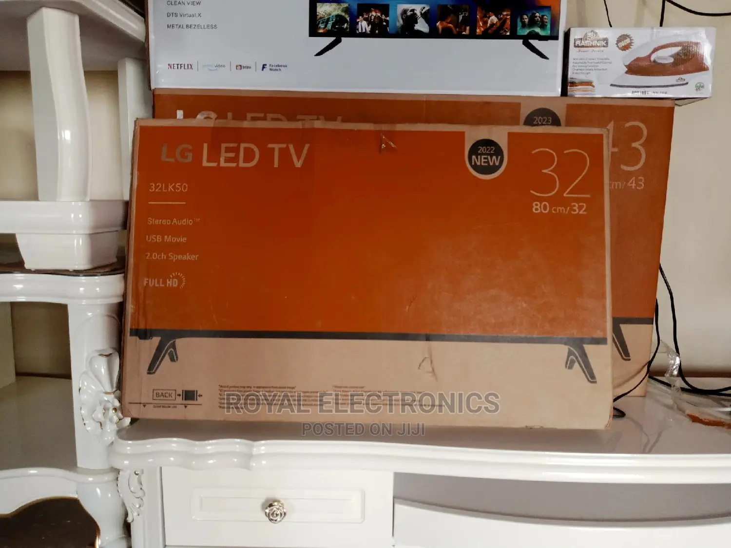 Ultra Clear LG 32-Inch LED TVS
