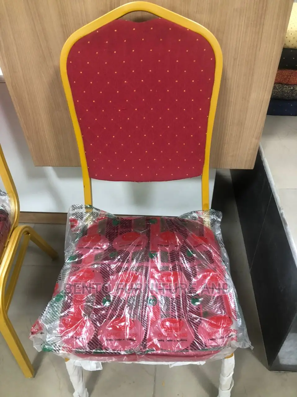 Emel Banquet Chair