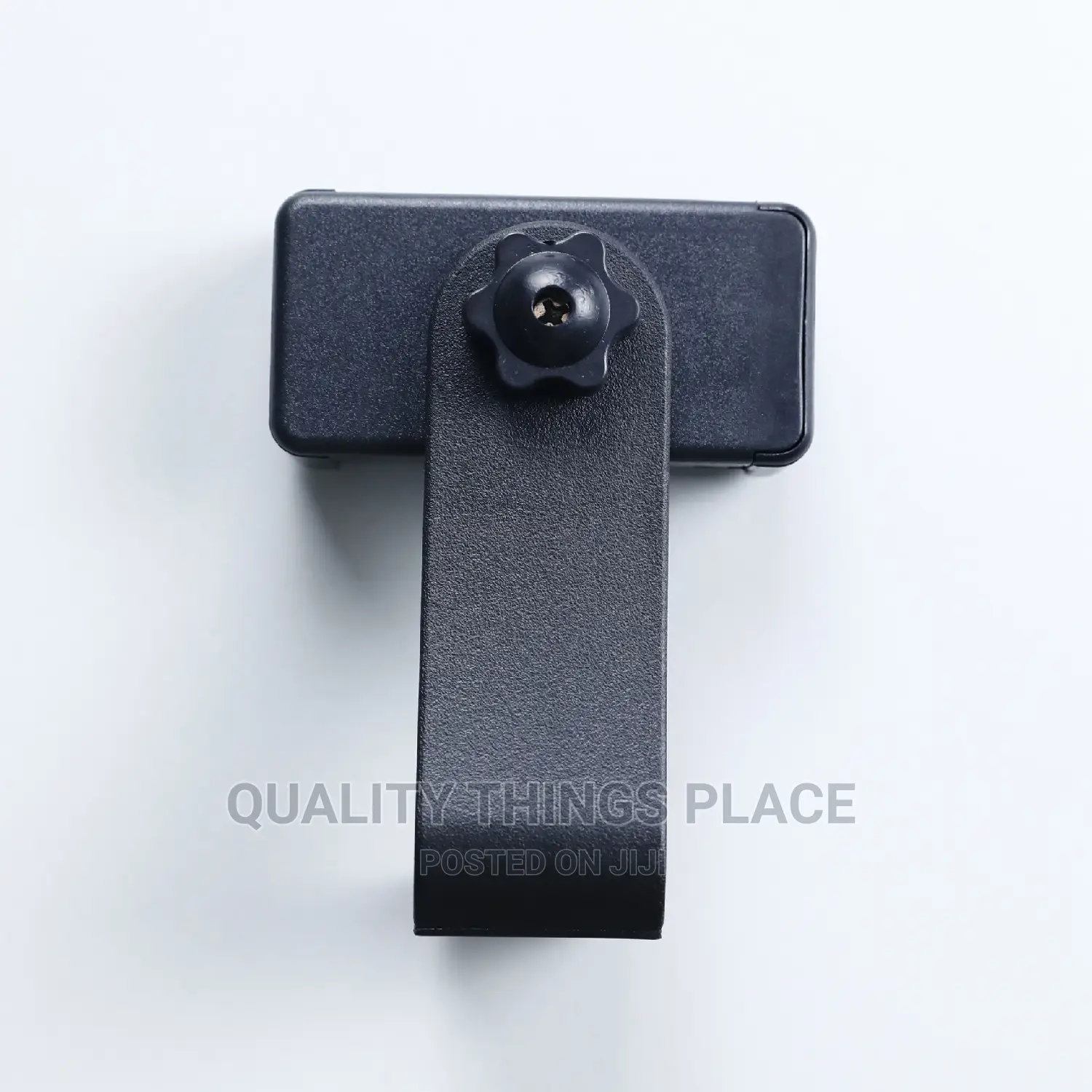 360-Degree Rotating Live Broadcast Mobile Tripod Anchor