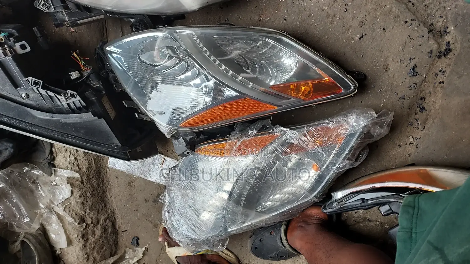 Headlamp Toyota Prius 2008