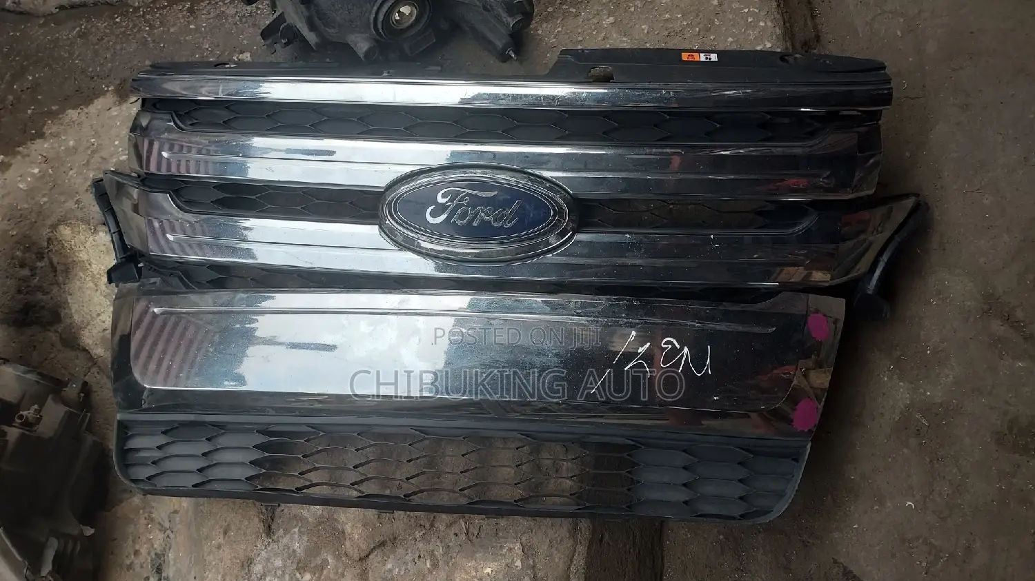 Frontgrill Ford Edge 2013