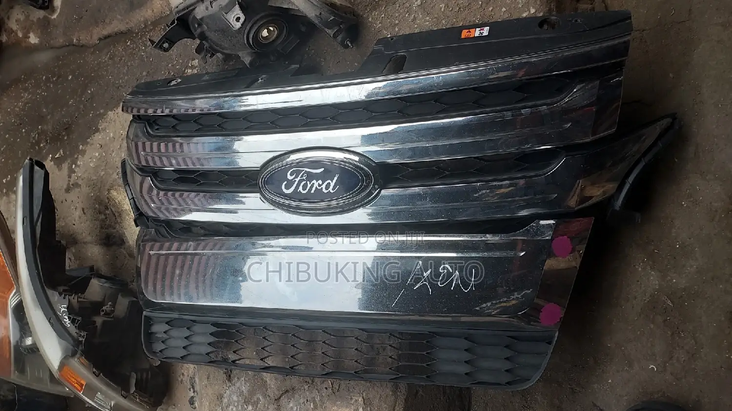 Frontgrill Ford Edge 2013