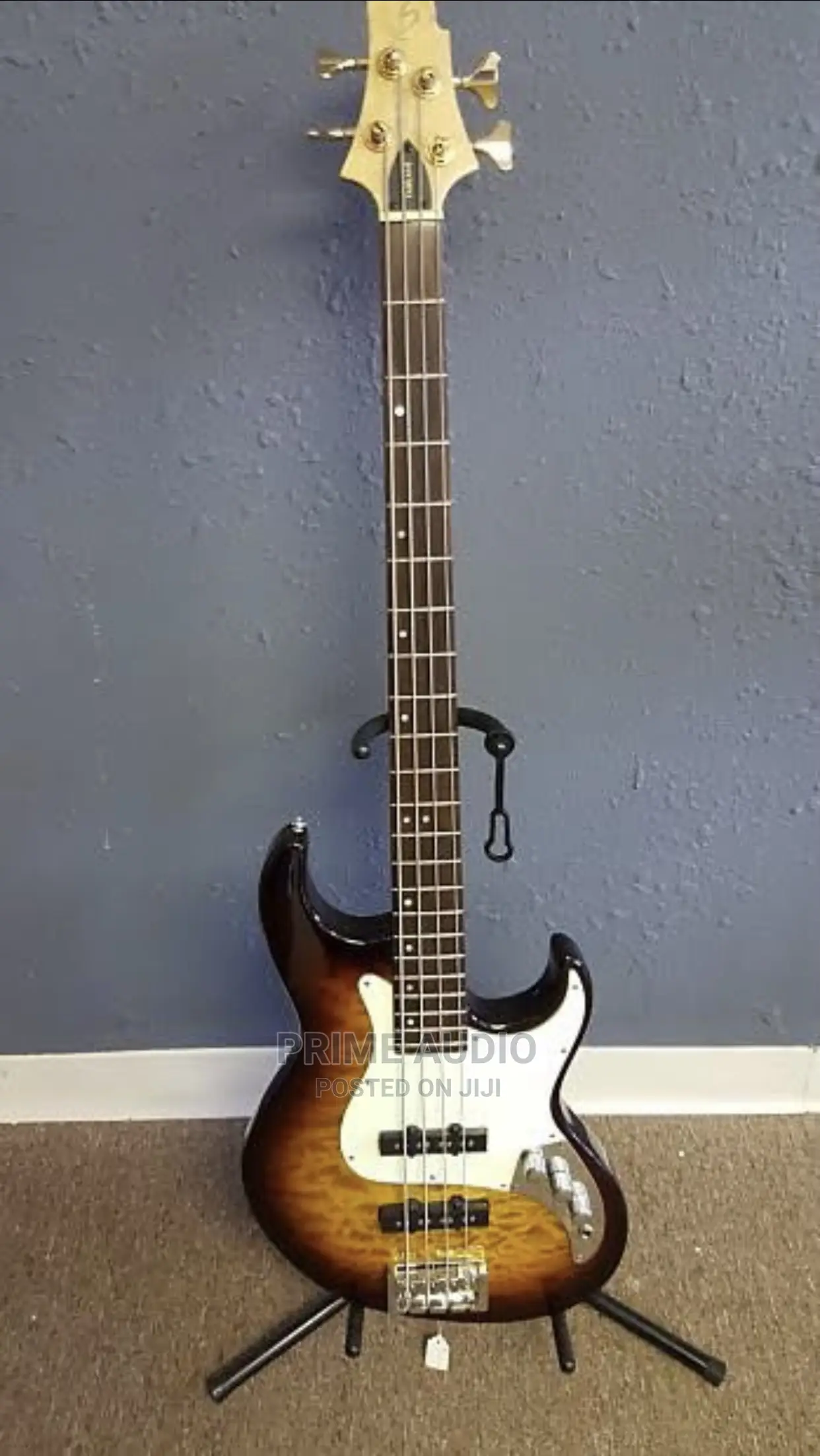 Original Samick Grey Bennett Fairlane FN 4 Bass Guitars