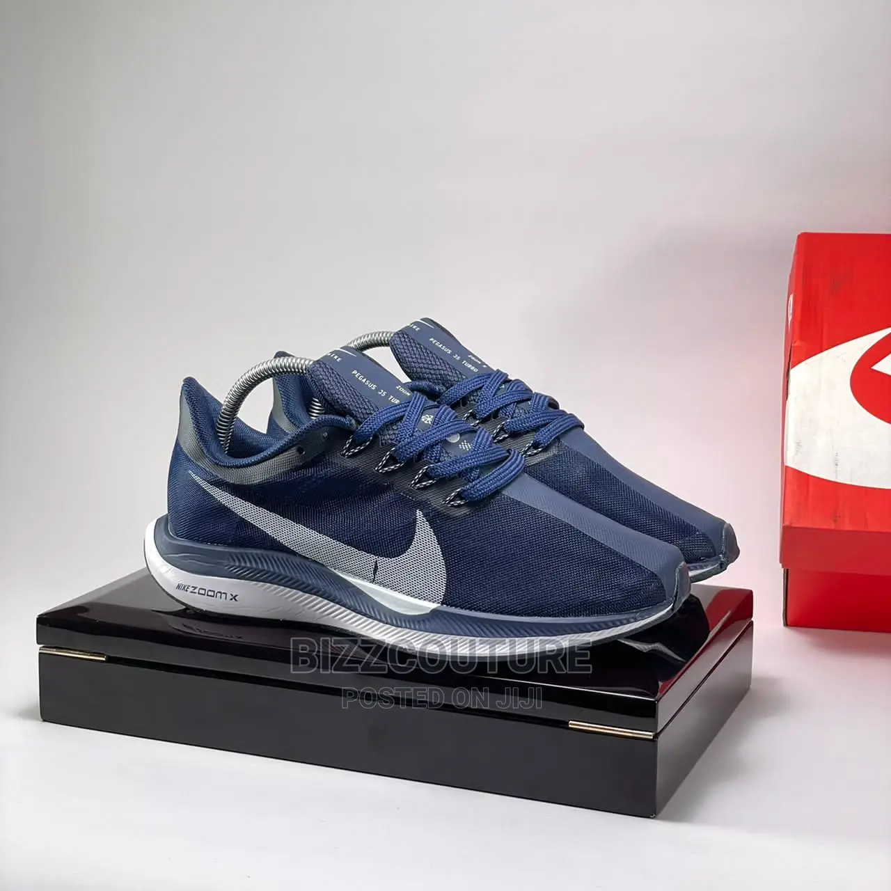 Original Nike Pegasus 35 Blue Sneakers Available in Store