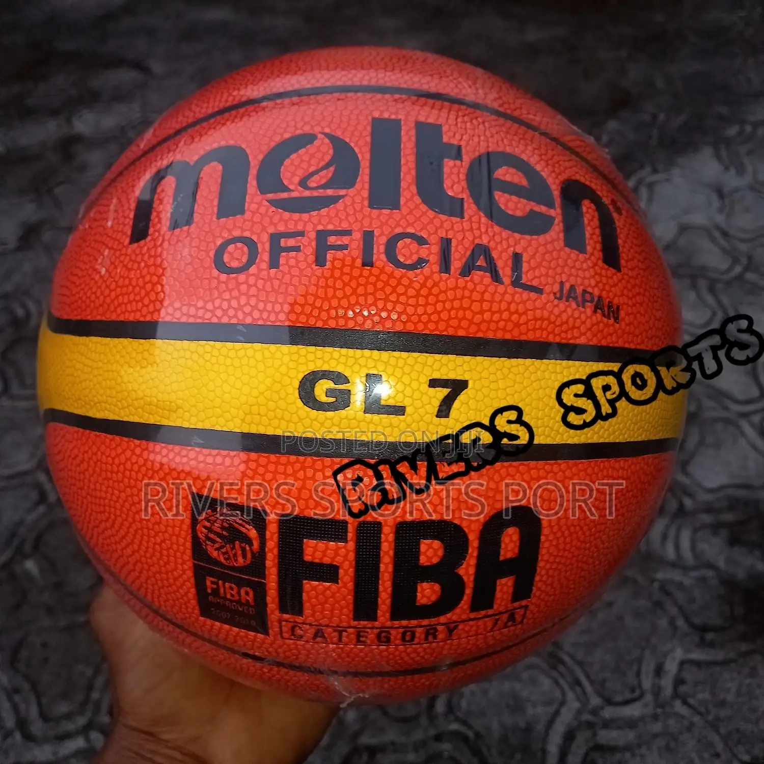 Deluxe MOLTEN GL7 Official Japan Basketball With Active Grip
