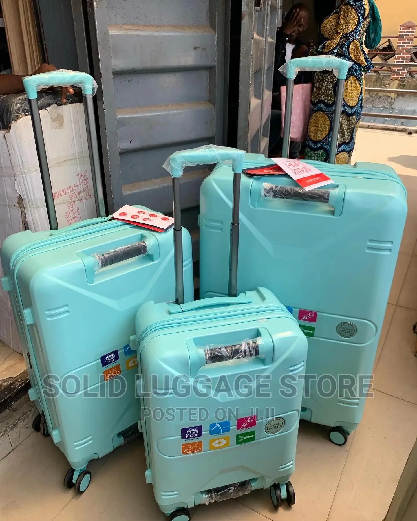 Mirror Face Leather Luggage Box