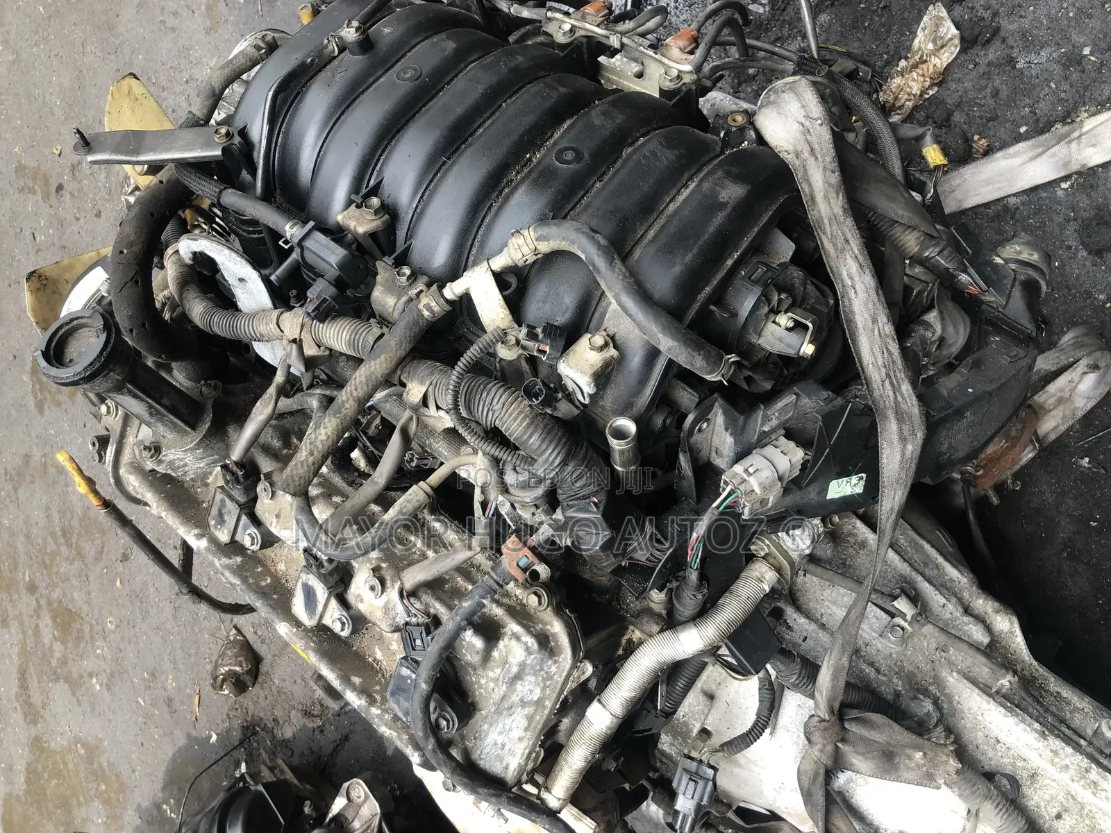 Toyota Sequoia 2UZ