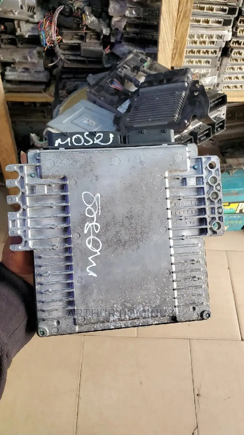 Infiniti Fx35 G35X M35 Brainbox 2005/2007