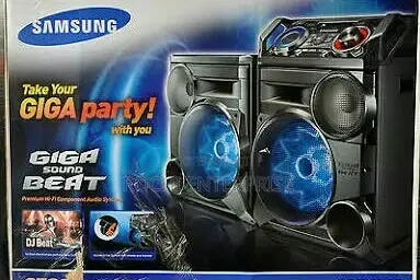 Samsung Mx-Hs8500 Giga Sound System With Bluetooth