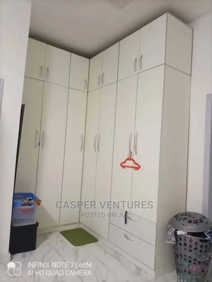 4bdrm Duplex in Agungi for rent
