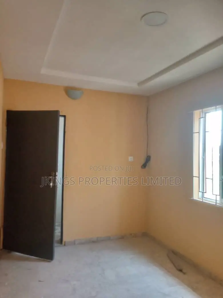 2bdrm Block of Flats in Alasia Estate, Aguda / Ogba for rent