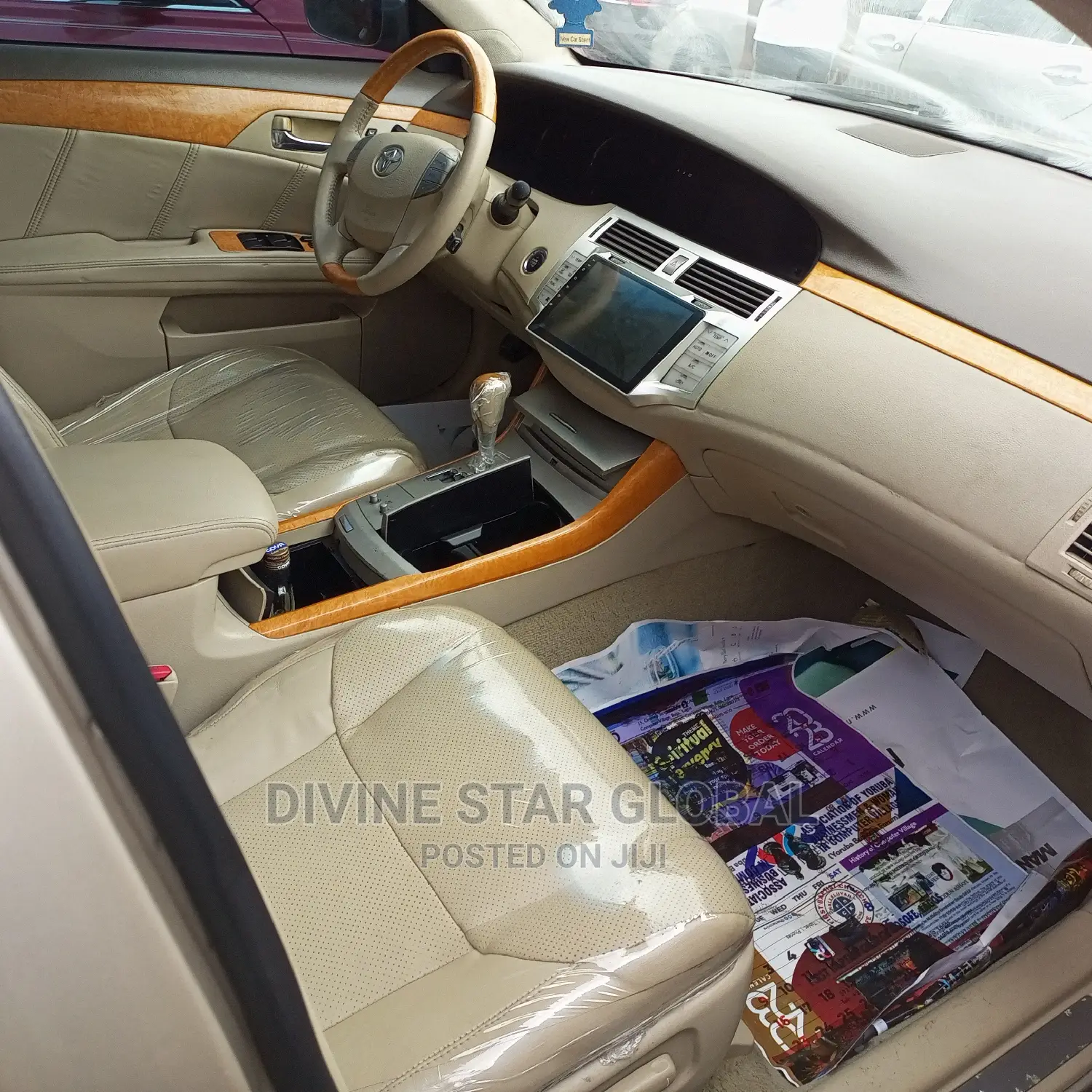 Toyota Avalon Limited 2005 Gold