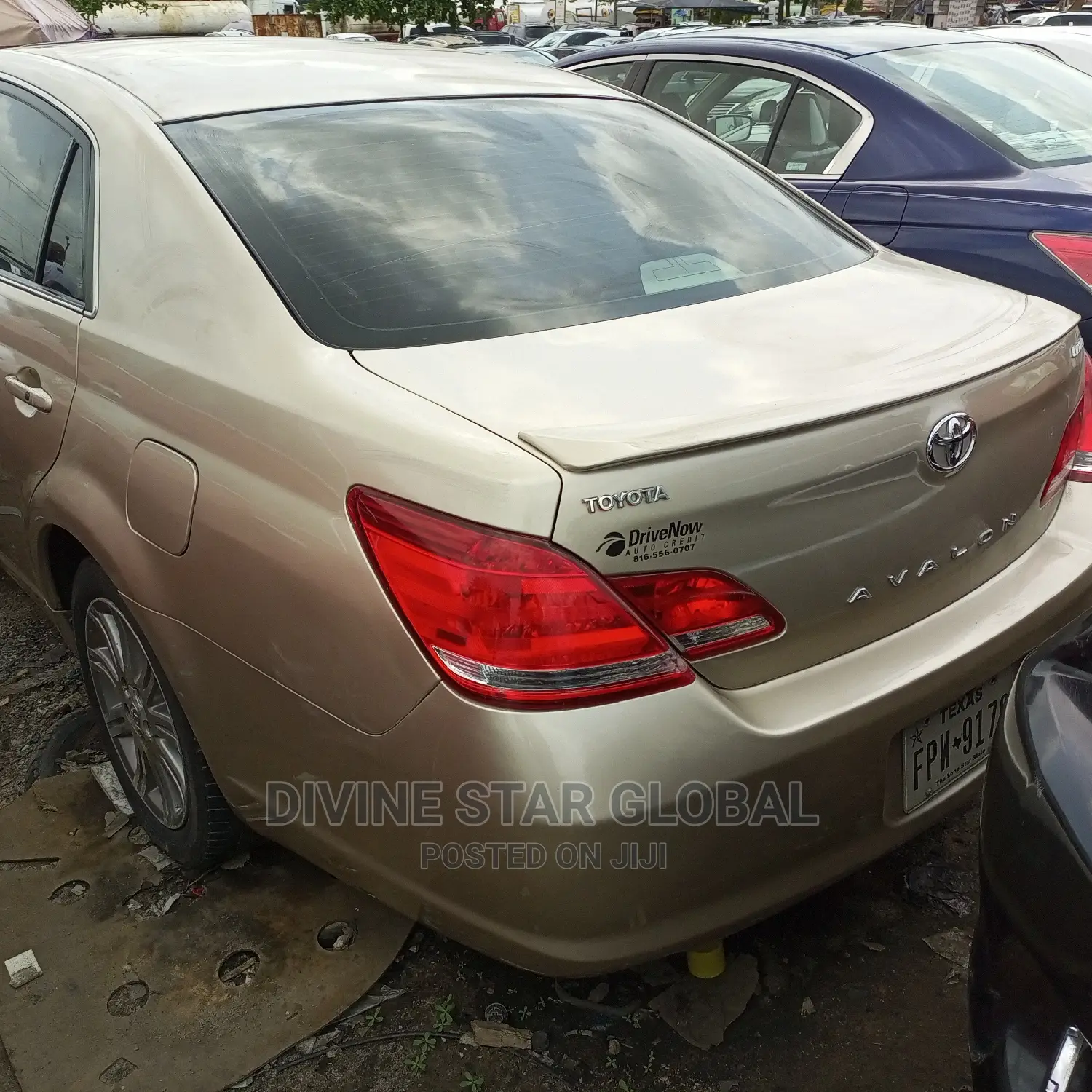 Toyota Avalon Limited 2005 Gold