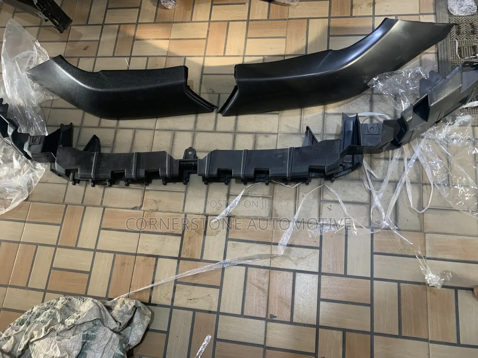 Head Lamp Crome Hilux 2021